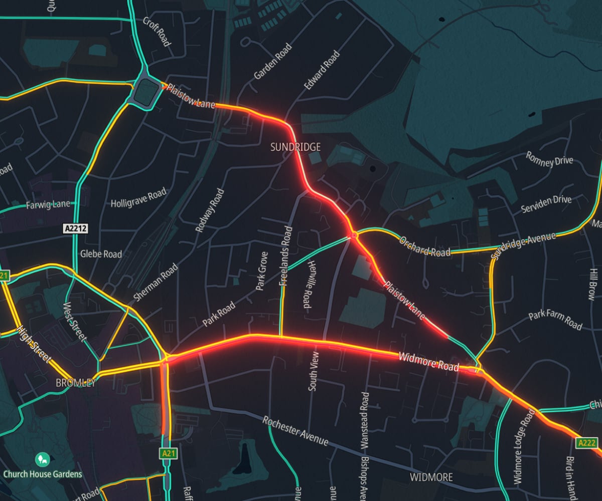 A dark-themed map highlighting roads with bright lines, centered on Sundridge, showing surrounding street names and routes.