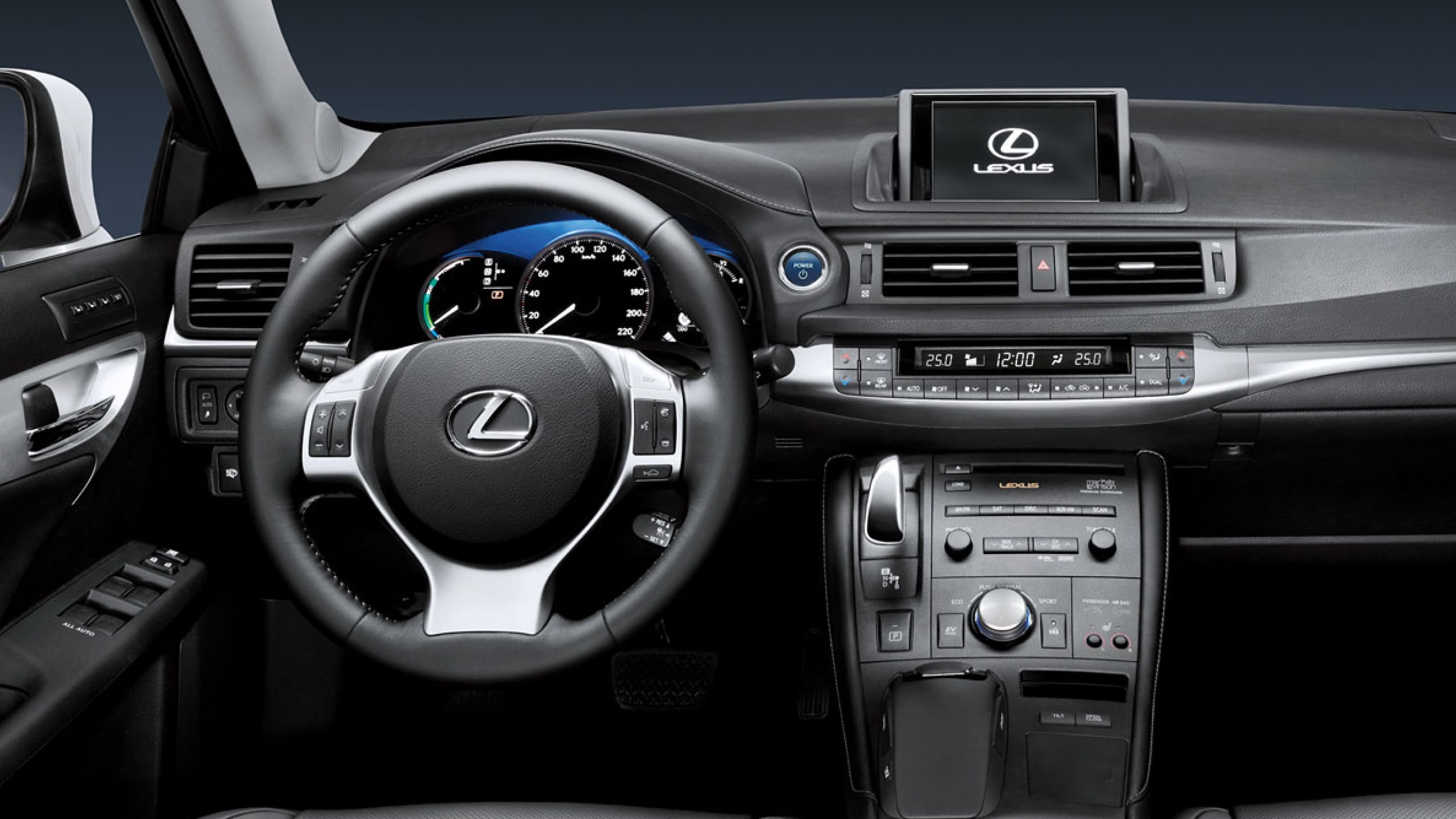 LIVE Services Europe Lexus