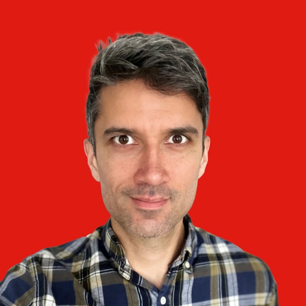 richard fernandes head shot