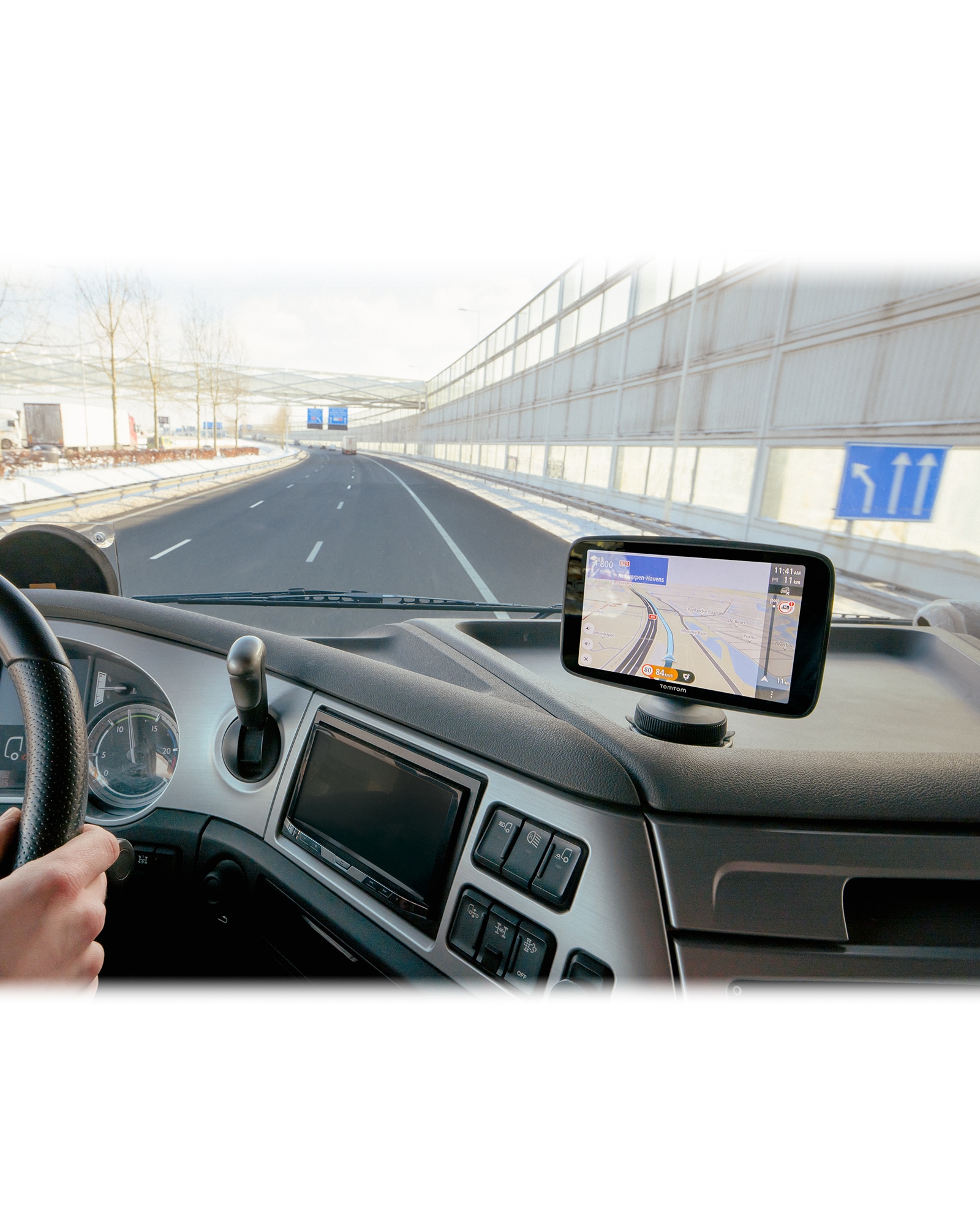  TomTom Truck Sat Nav GO Expert, pantalla HD de 7 pulgadas, con  enrutamiento personalizado de vehículos grandes y puntos de vista,  congestión de tráfico gracias al tráfico de TomTom Traffic, Mapas